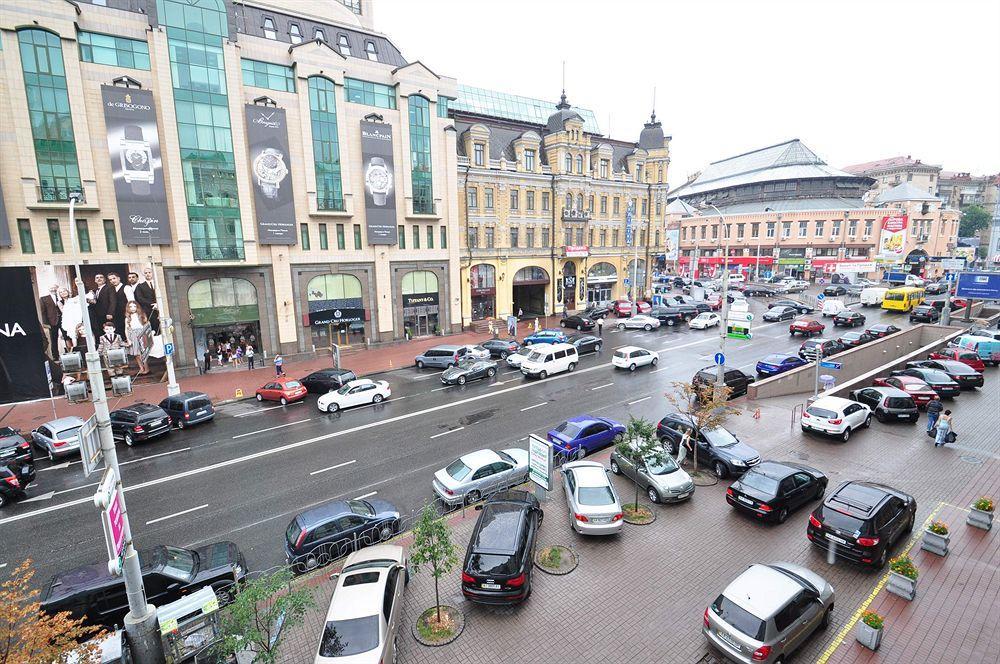 Hostel Kreschatik Kiev Exterior photo