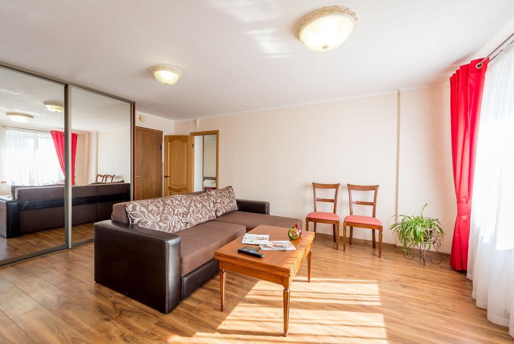 Hostel Kreschatik Kiev Exterior photo
