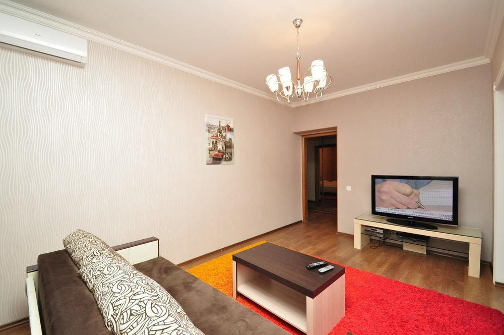 Hostel Kreschatik Kiev Exterior photo