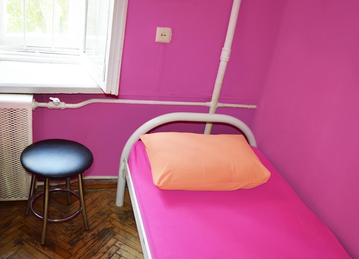 Hostel Kreschatik Kiev Exterior photo